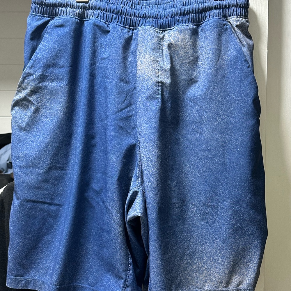 Men's Lululemon Athletic Shorts - Elastic Waist - Picture 2 of 5